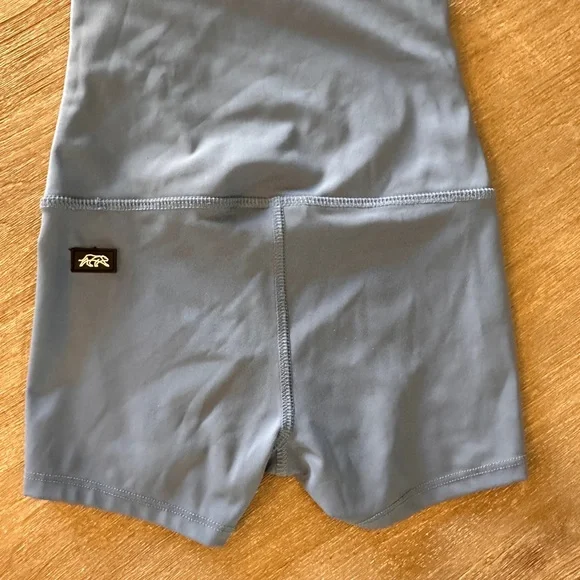 Blue/Gray Tiger Friday Shorts Size Child Large - Picture 2 of 2